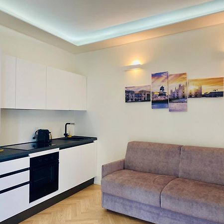 Sky View -Porta Nuova- Appartamento 2 Con Balcone Milano Exterior foto